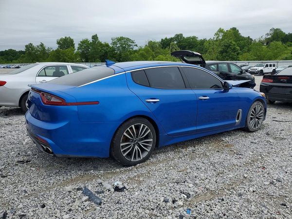 2018 KIA STINGER