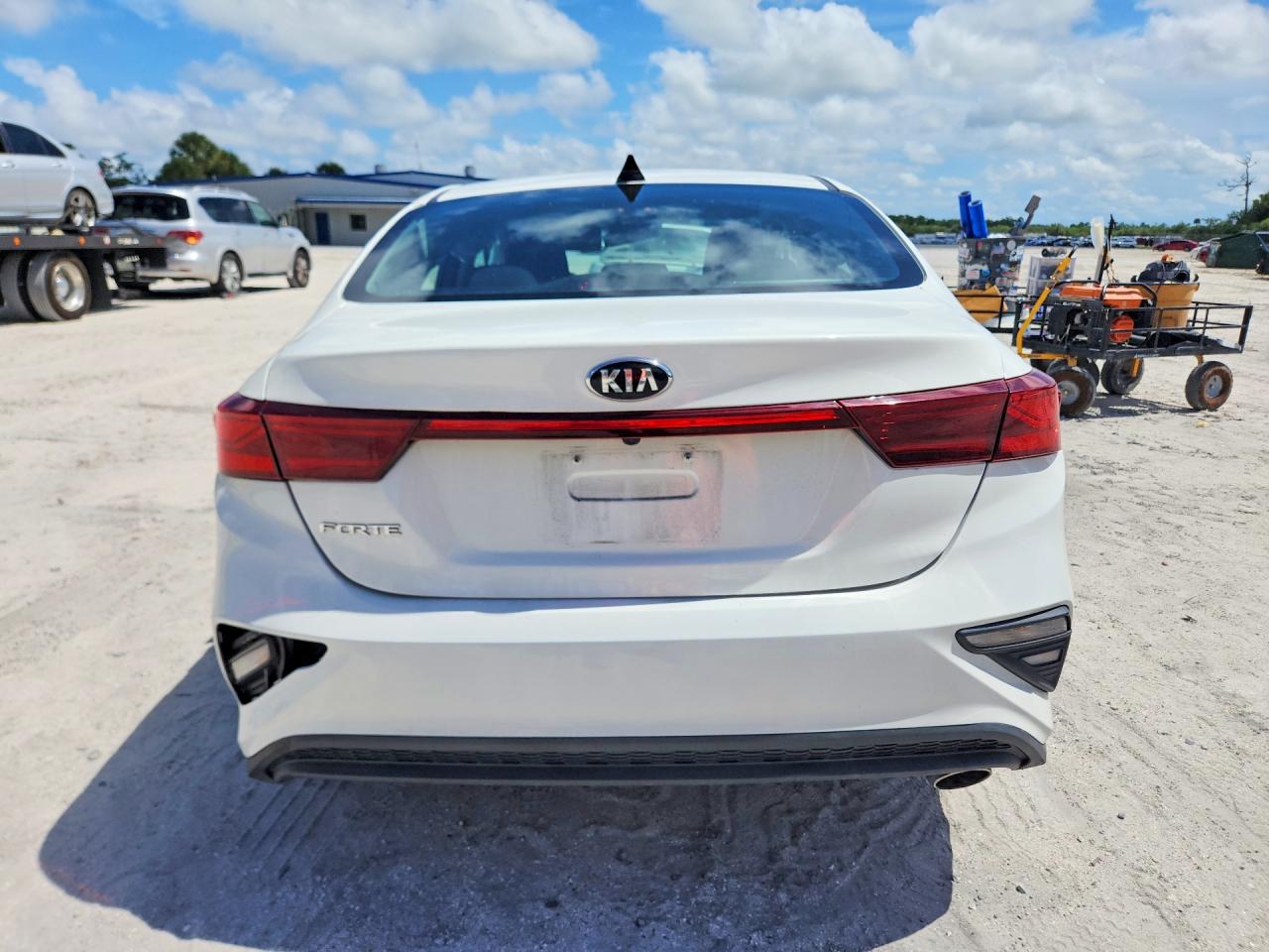 2021 KIA FORTE FE, LXS