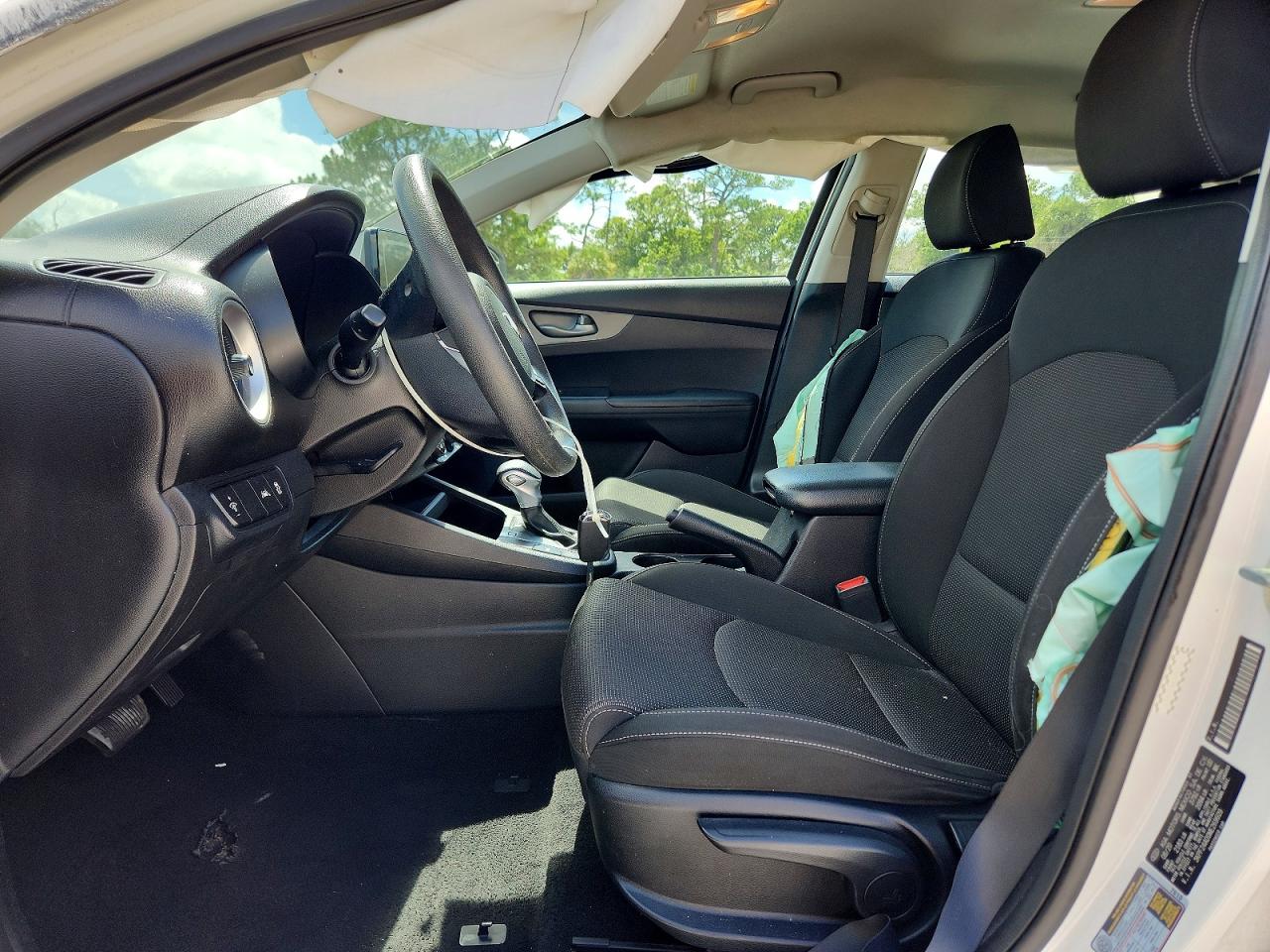 2021 KIA FORTE FE, LXS