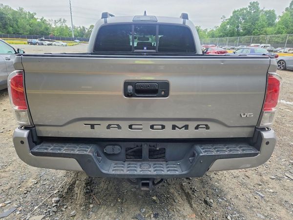 2016 TOYOTA TACOMA Limited