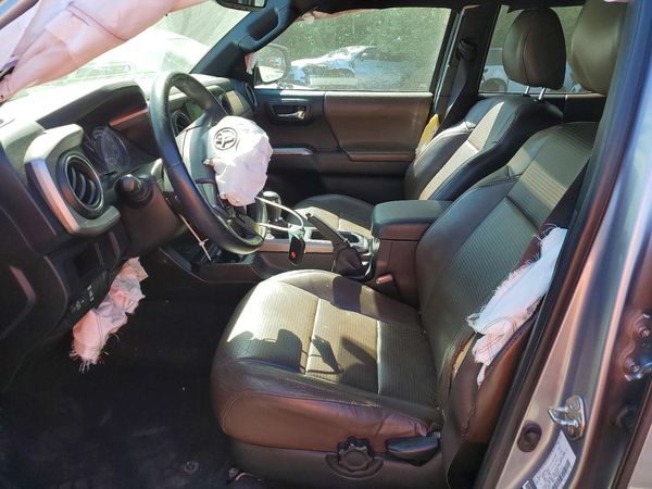 2016 TOYOTA TACOMA Limited