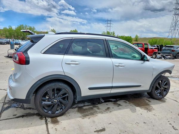 2019 KIA NIRO