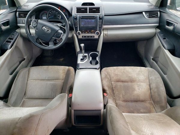 2014 TOYOTA CAMRY