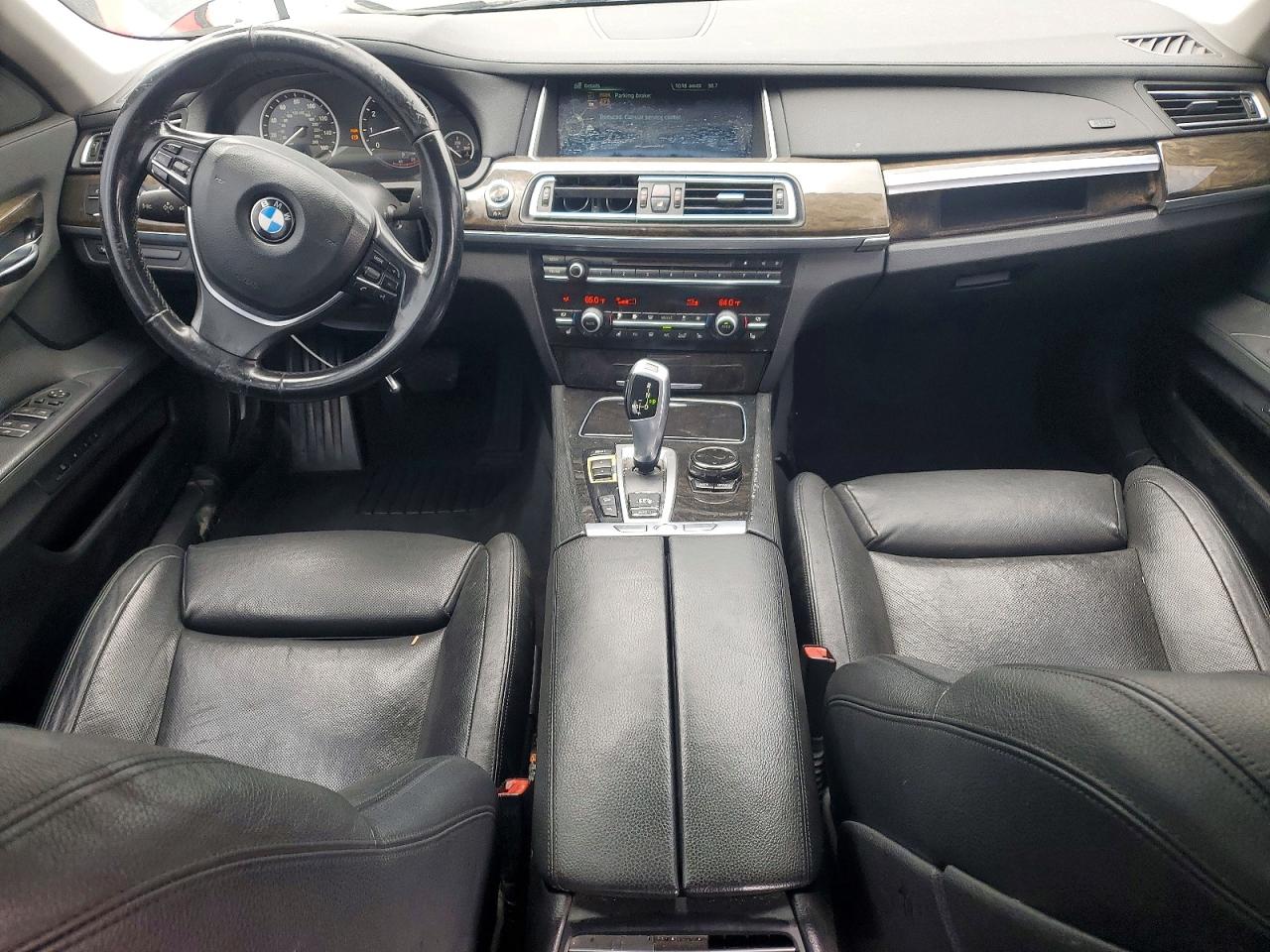 2013 BMW 740 xDrive