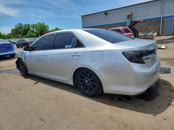 2012 TOYOTA CAMRY