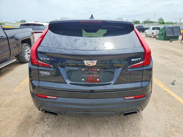 2019 CADILLAC XT4 Luxury