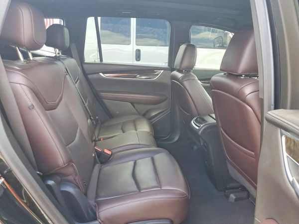 2021 CADILLAC XT6 Premium Luxury