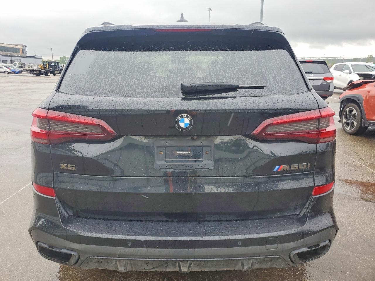 2021 BMW X5 M50i