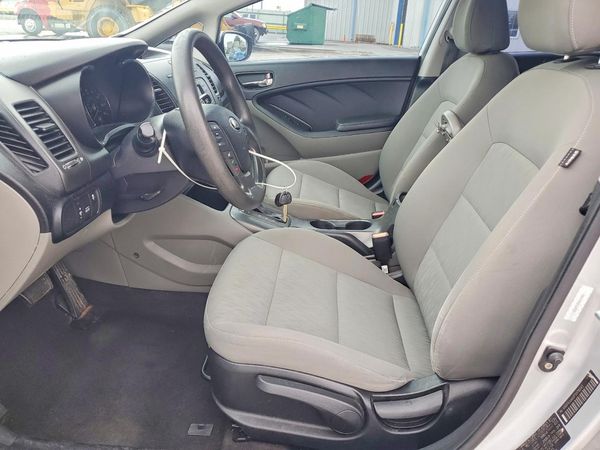 2015 KIA FORTE GL(Middle-low grade)