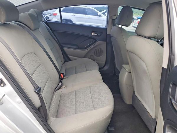 2015 KIA FORTE GL(Middle-low grade)