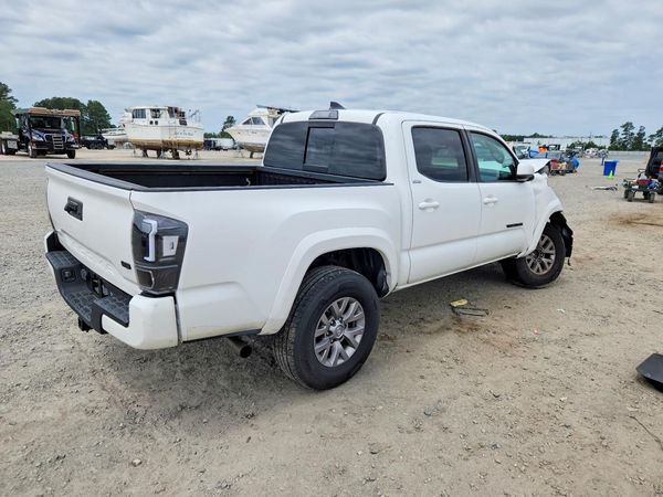2019 TOYOTA TACOMA SR5