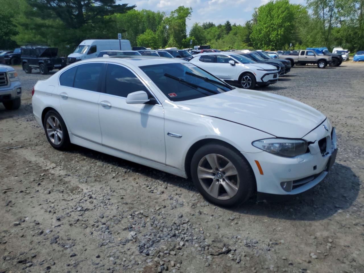 2013 BMW 528