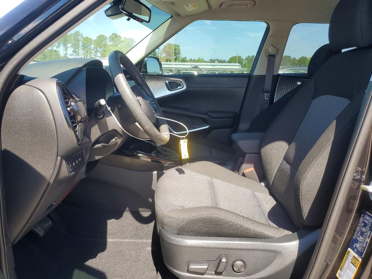 2025 KIA SOUL LX, S