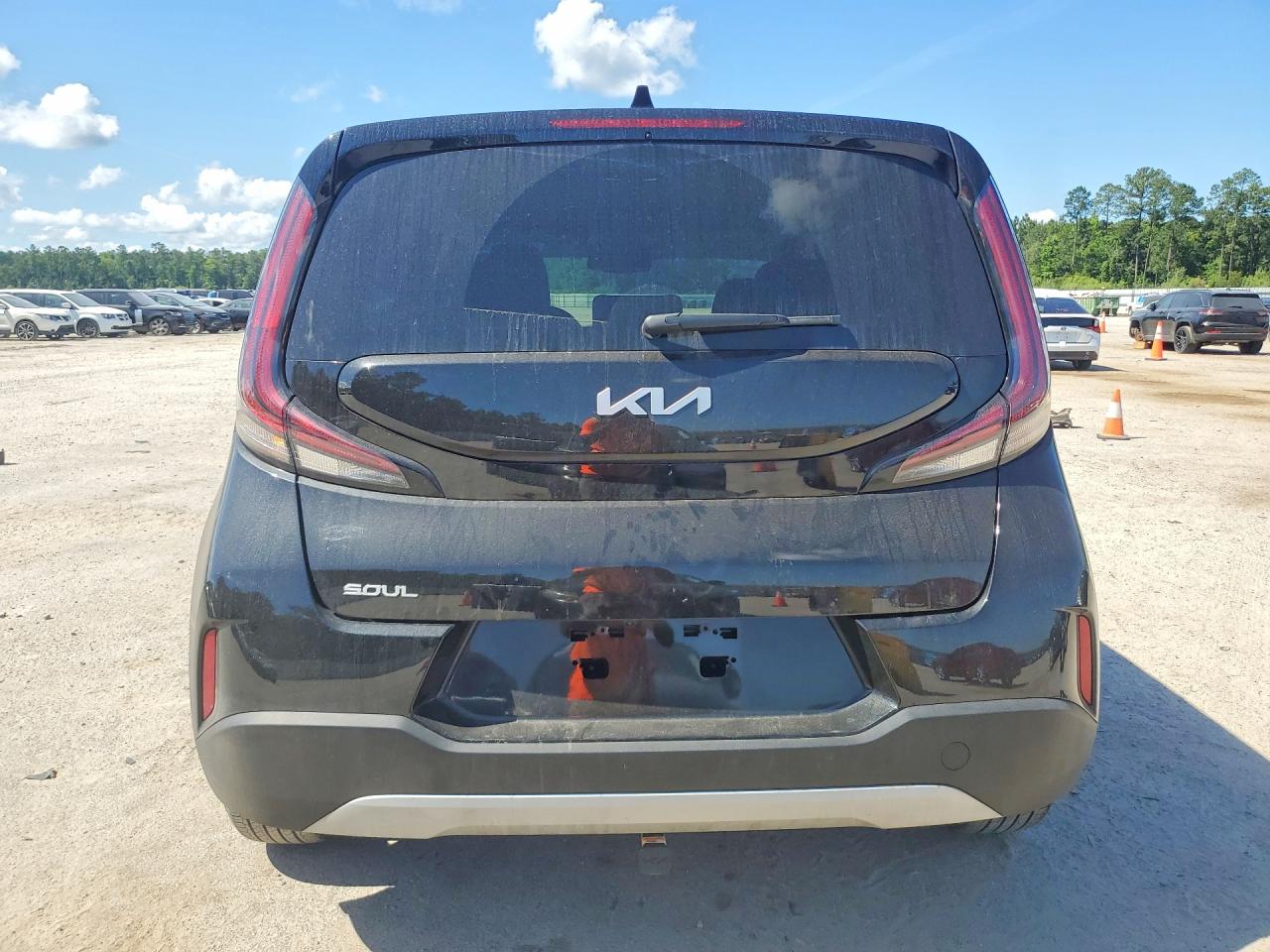 2025 KIA SOUL LX, S