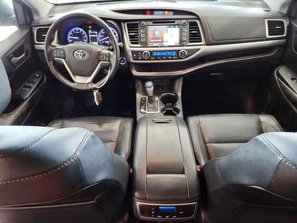 2017 TOYOTA HIGHLANDER SE/XLE