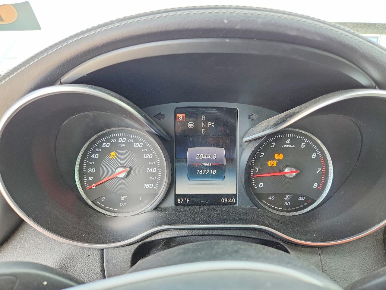 2016 MERCEDES-BENZ C C300