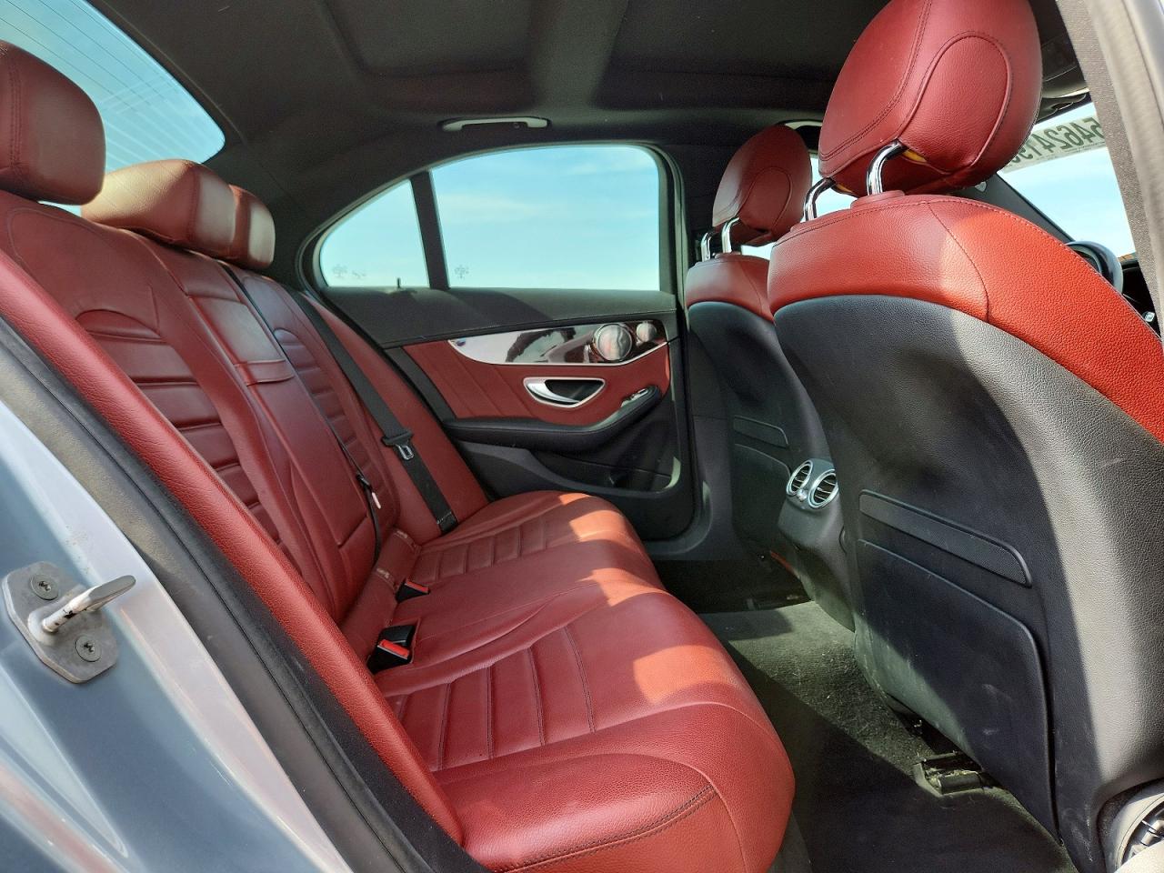 2016 MERCEDES-BENZ C C300