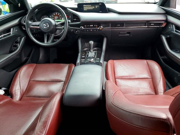 2022 MAZDA 3 Preferred Package