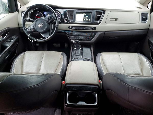 2015 KIA SEDONA TOP - High Level