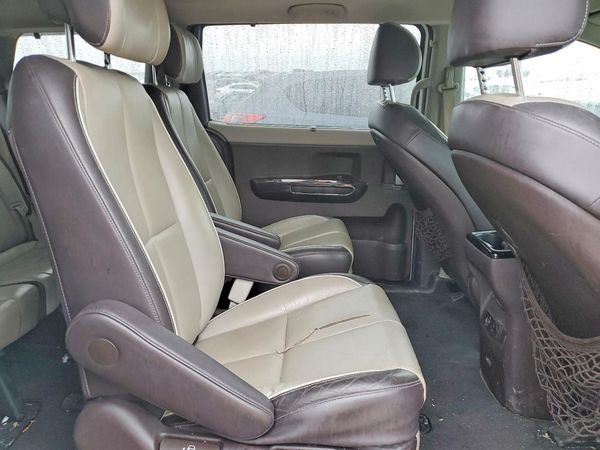 2015 KIA SEDONA TOP - High Level