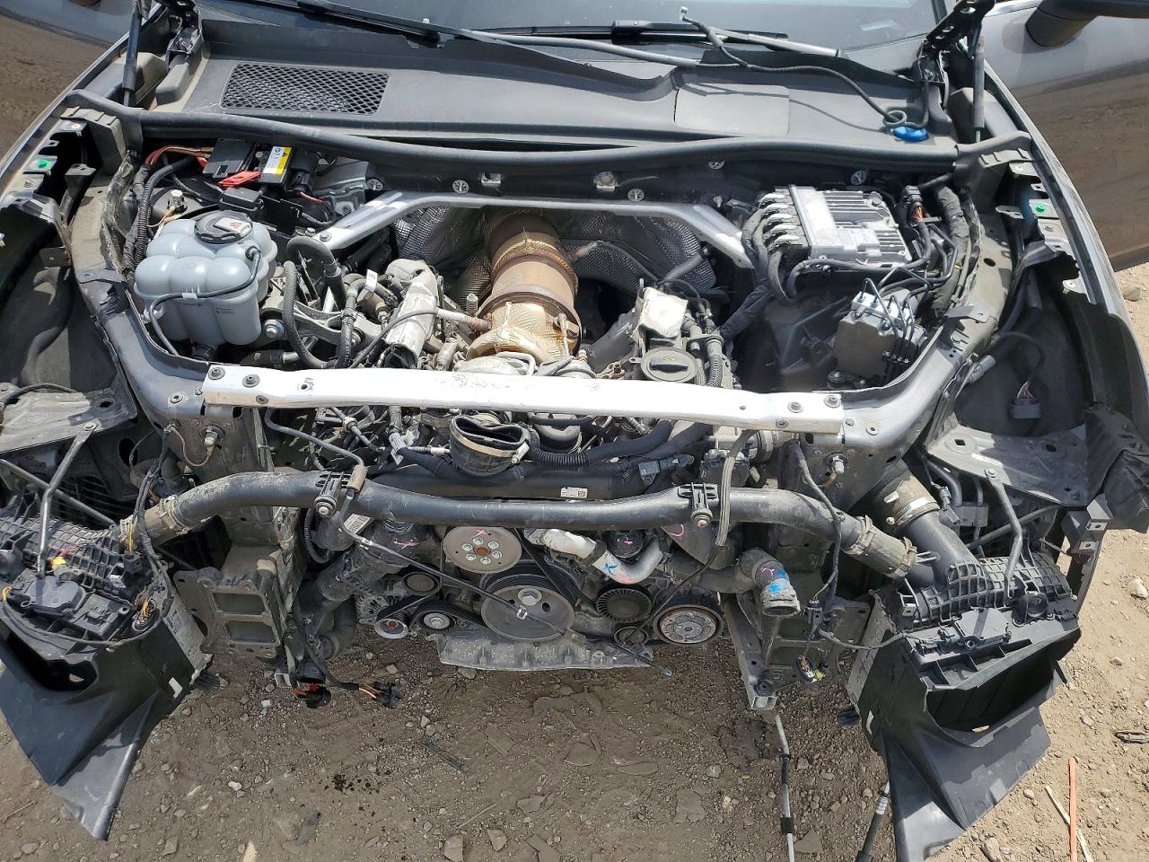 2020 PORSCHE CAYENNE