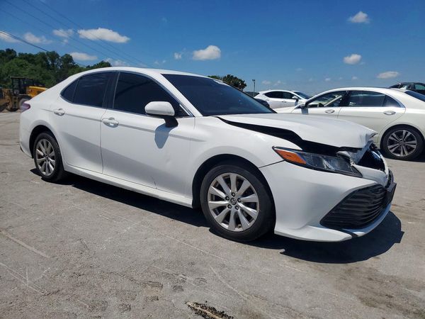 2020 TOYOTA CAMRY