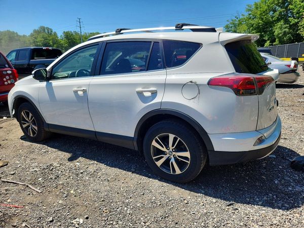 2018 TOYOTA RAV4 Adventure/XLE