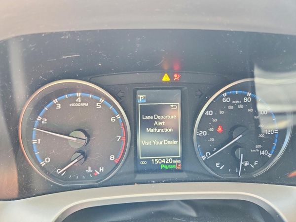 2018 TOYOTA RAV4 Adventure/XLE