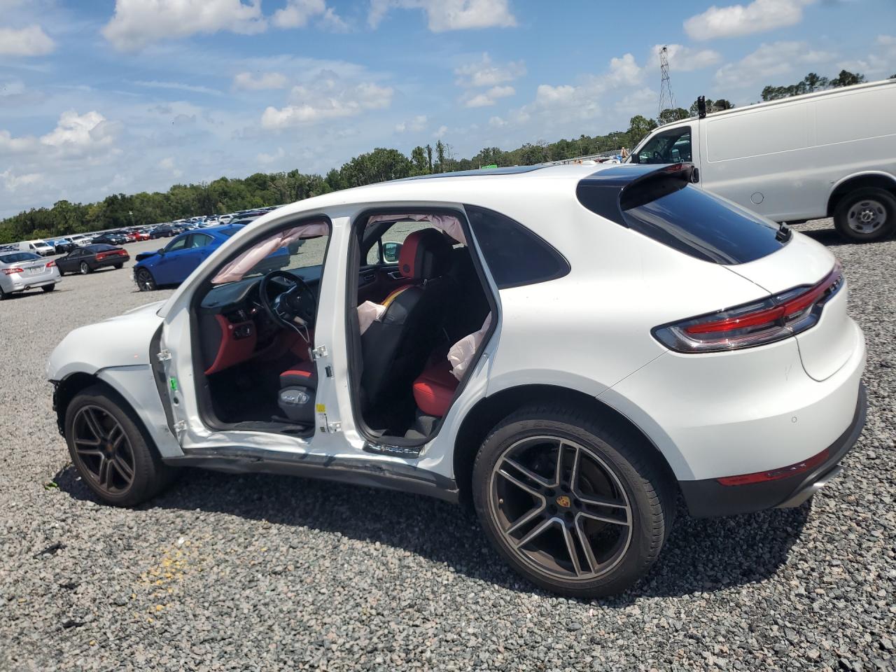2021 PORSCHE MACAN Base