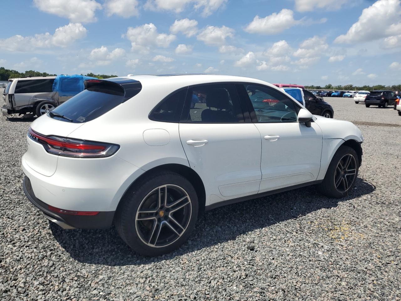 2021 PORSCHE MACAN Base