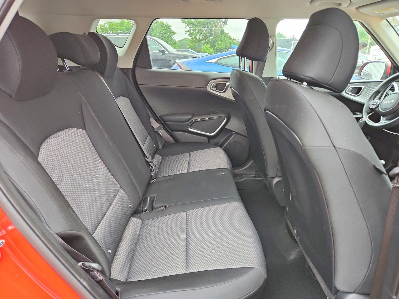 2025 KIA SOUL LX, S