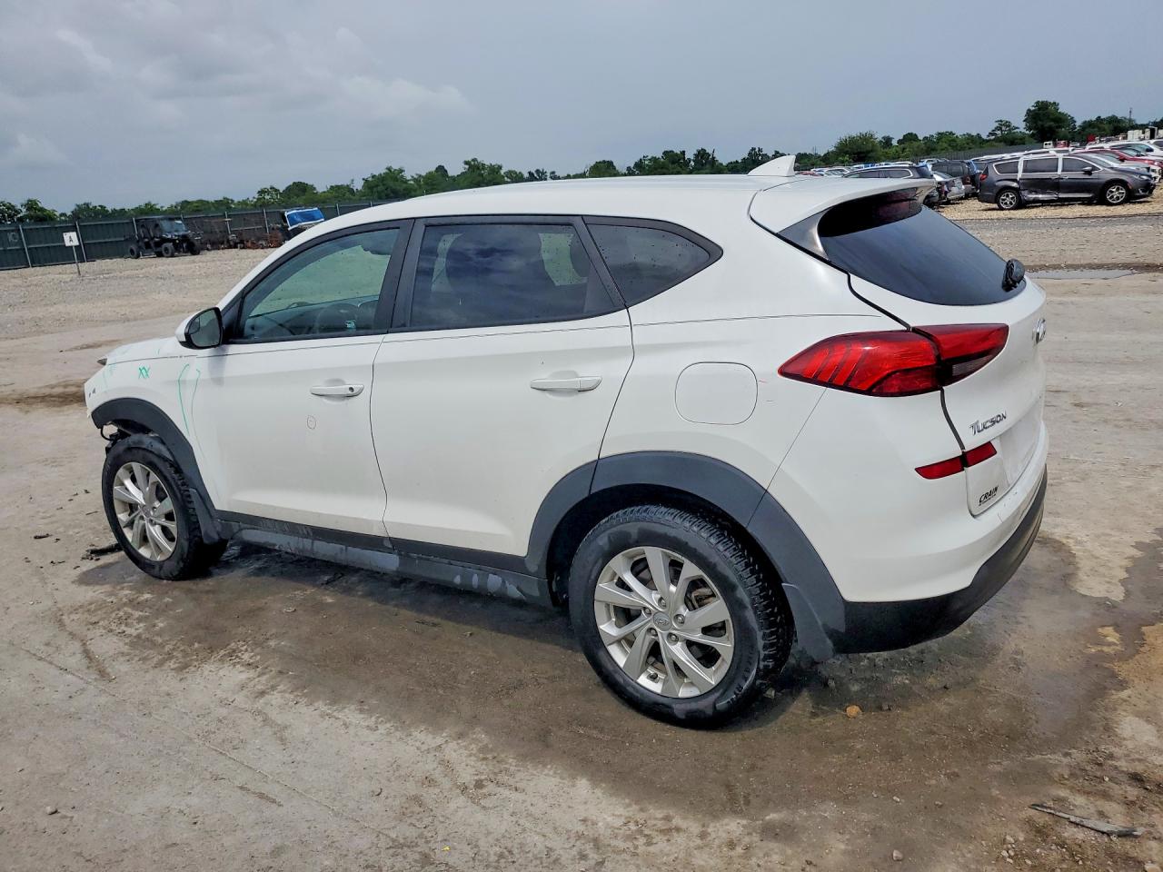 2021 HYUNDAI TUCSON SE