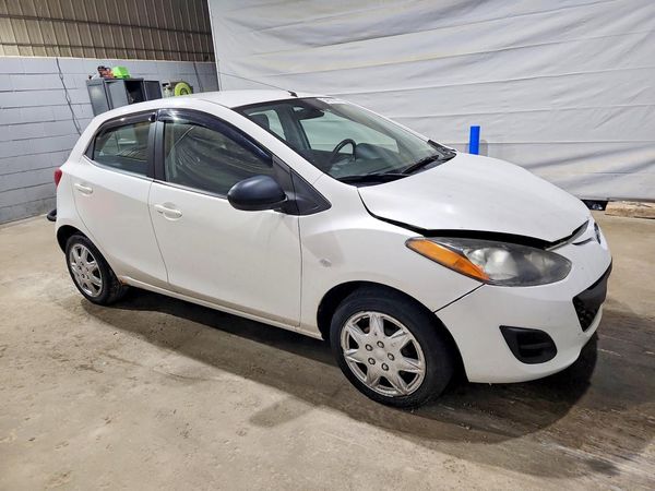 2014 MAZDA MAZDA2 Sport/GX