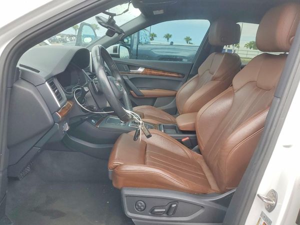 2018 AUDI Q5 quattro Premium Plus
