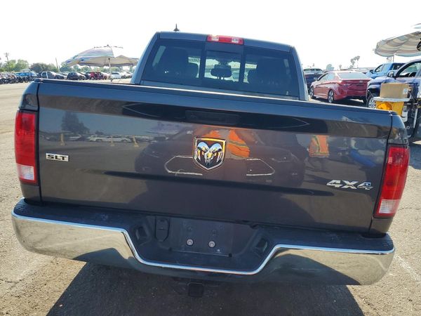 2023 RAM 1500 CLASSIC SLT