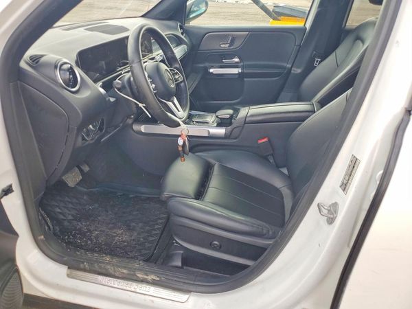 2021 MERCEDES-BENZ GLB GLB250
