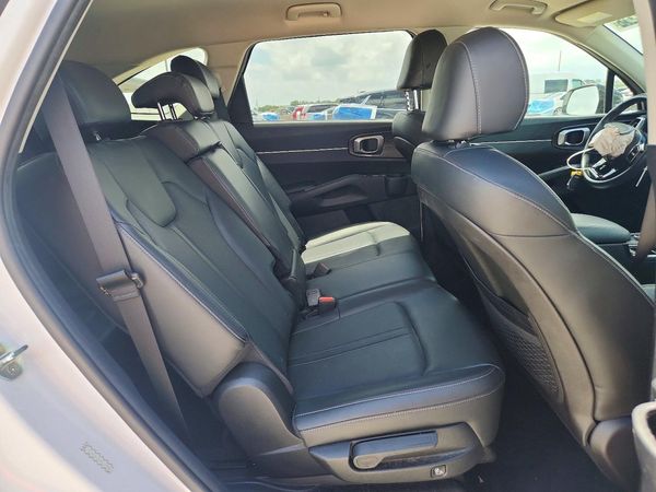 2022 KIA SORENTO