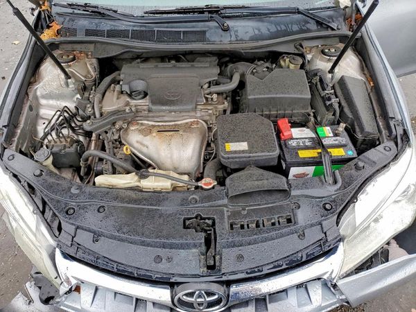 2016 TOYOTA CAMRY