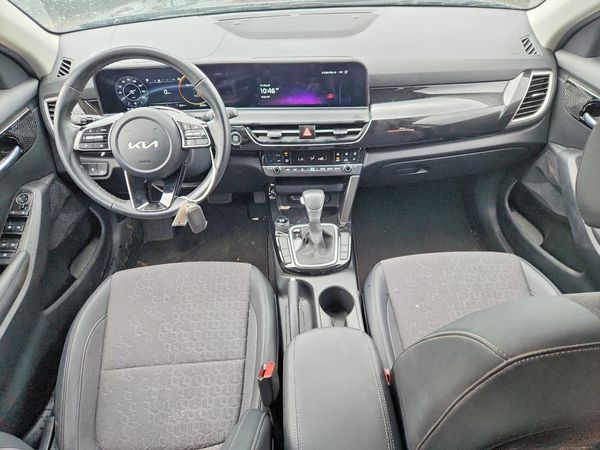 2024 KIA SELTOS S, X-Line