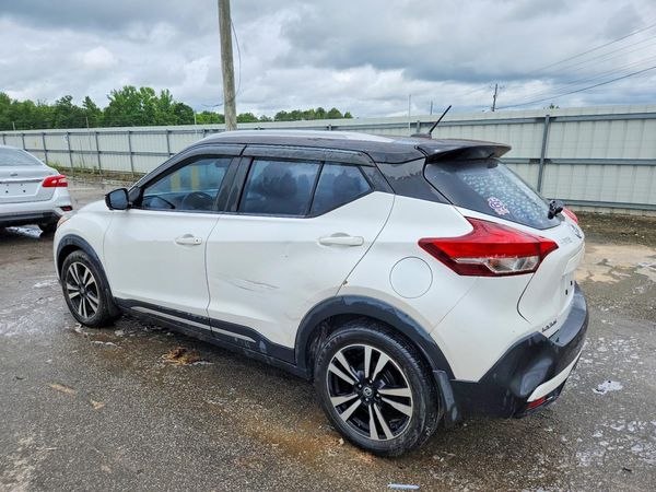 2019 NISSAN KICKS