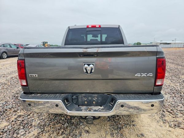 2013 RAM 1500 SLT