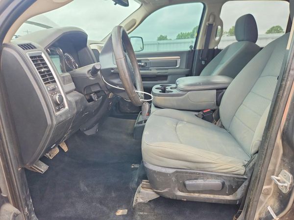 2013 RAM 1500 SLT