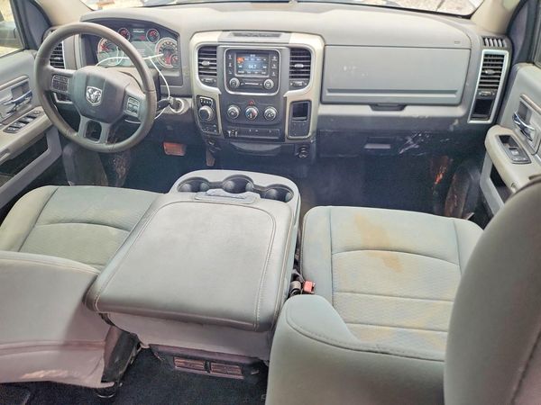 2013 RAM 1500 SLT