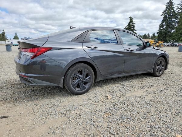 2022 HYUNDAI ELANTRA SEL w/Convenience Pkg — PSRA
