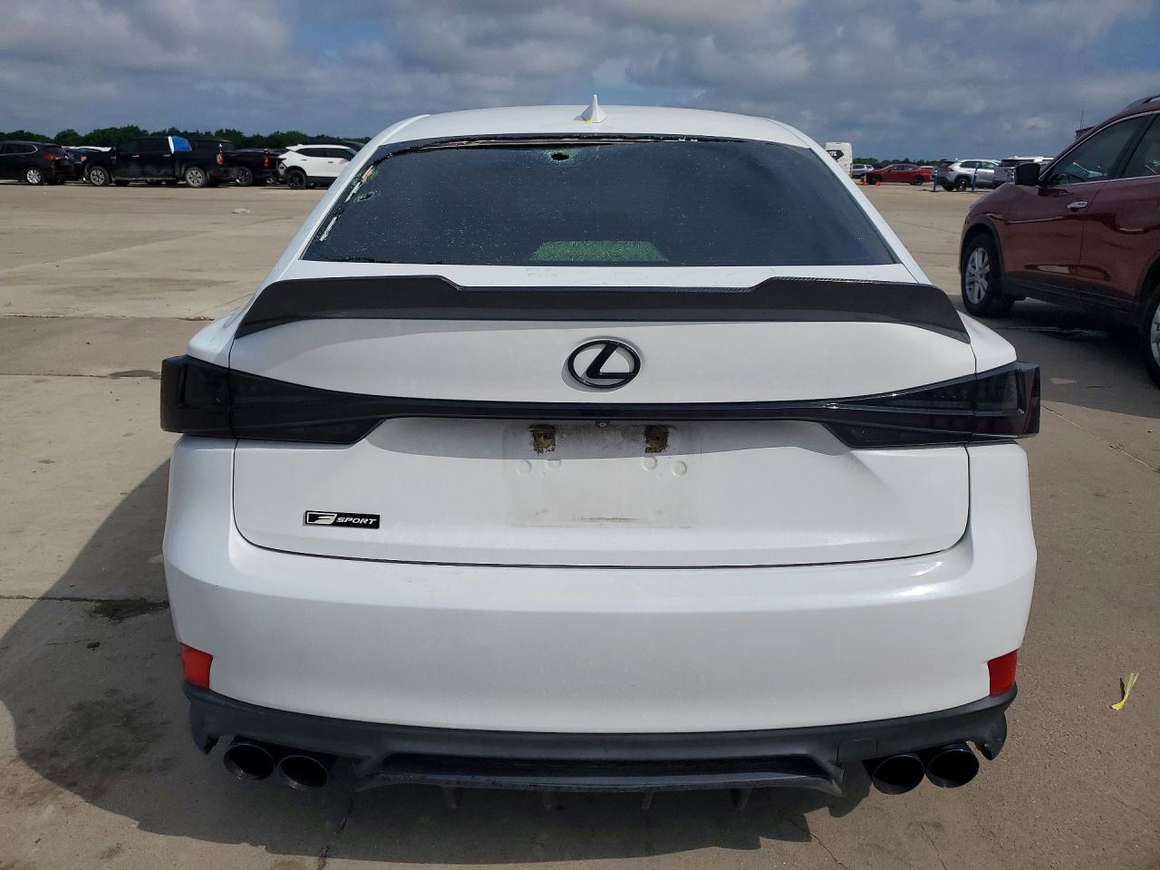 2017 LEXUS IS 200t