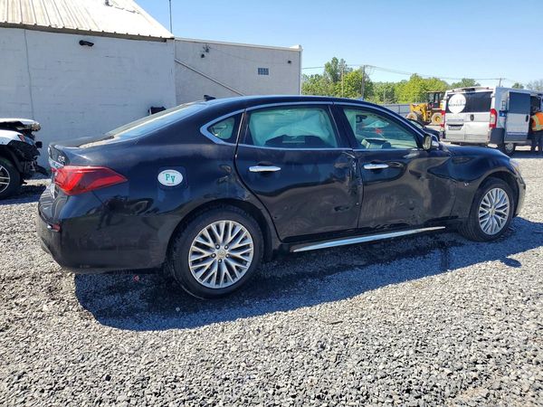 2015 INFINITI Q70L
