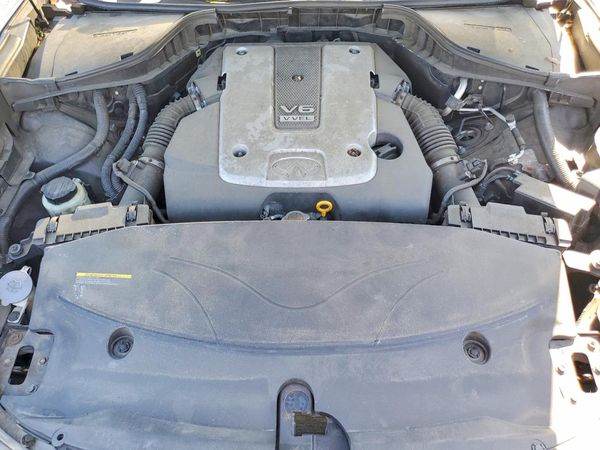 2015 INFINITI Q70L