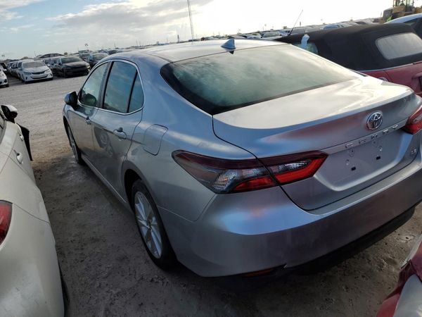 2022 TOYOTA CAMRY