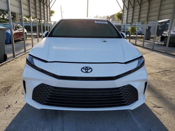 2025 TOYOTA CAMRY