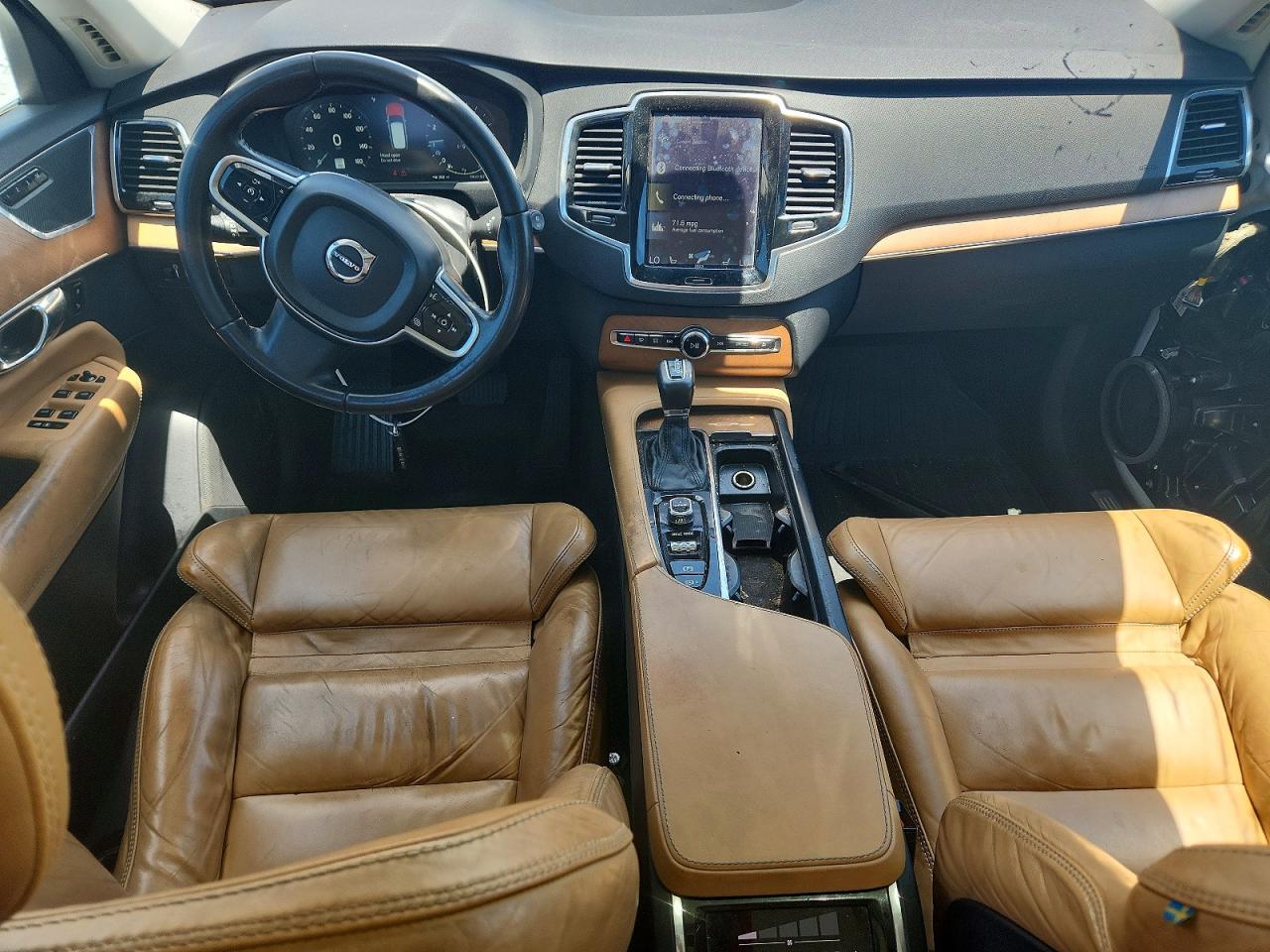2016 VOLVO XC90 SV42 Momentum